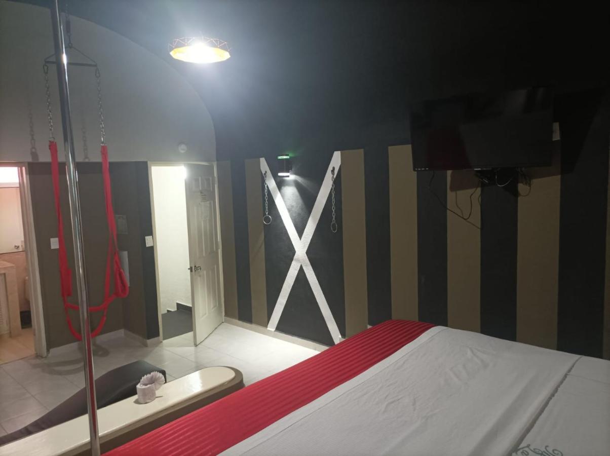 خالابا La Selva Auto Hotel Adults Only المظهر الخارجي الصورة