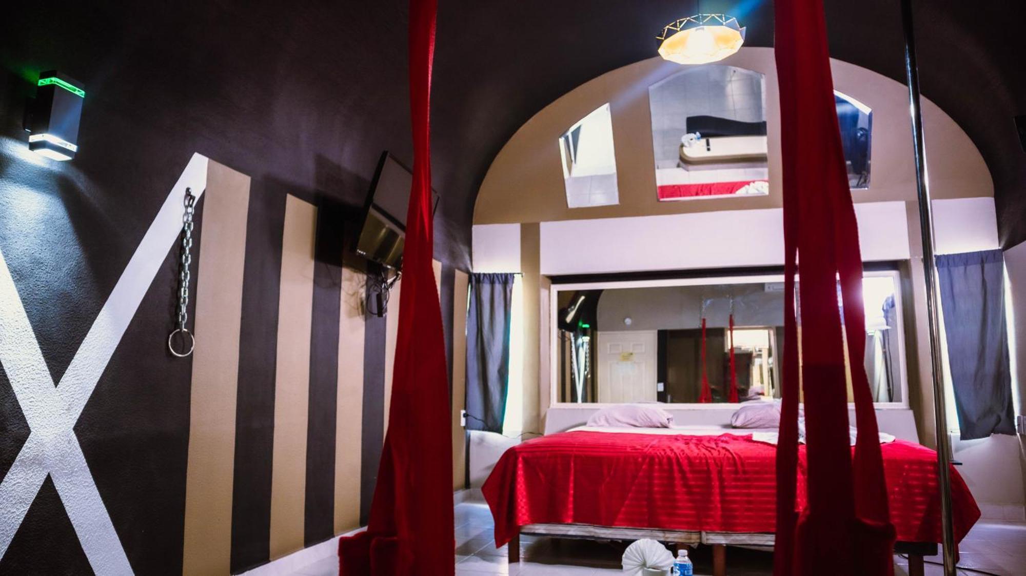 خالابا La Selva Auto Hotel Adults Only المظهر الخارجي الصورة